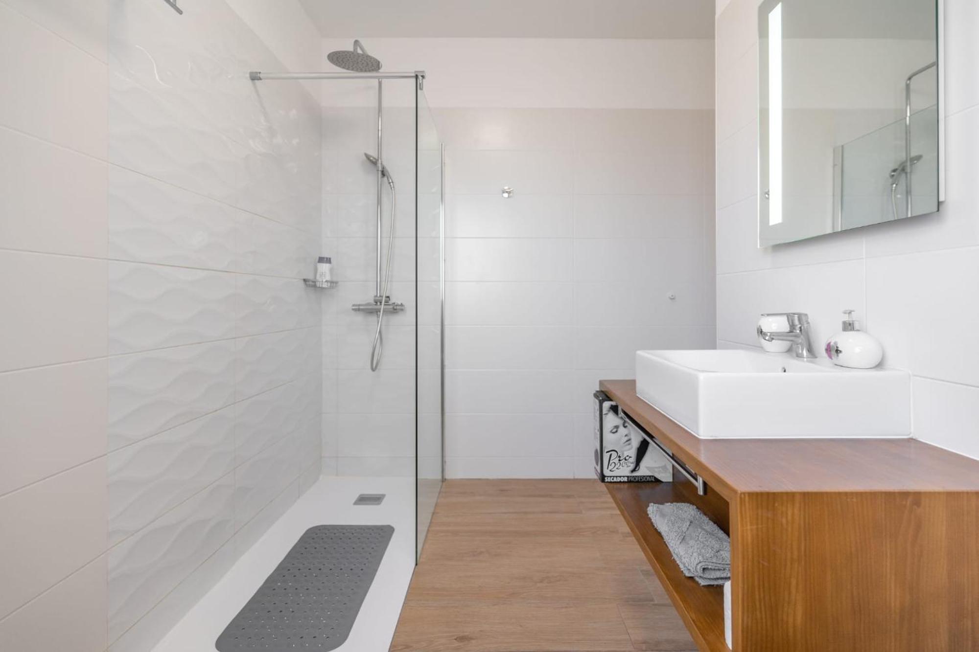 Luxury Apartment Near Playa Las Vistas بلايا ذي لاس أميريكاس المظهر الخارجي الصورة